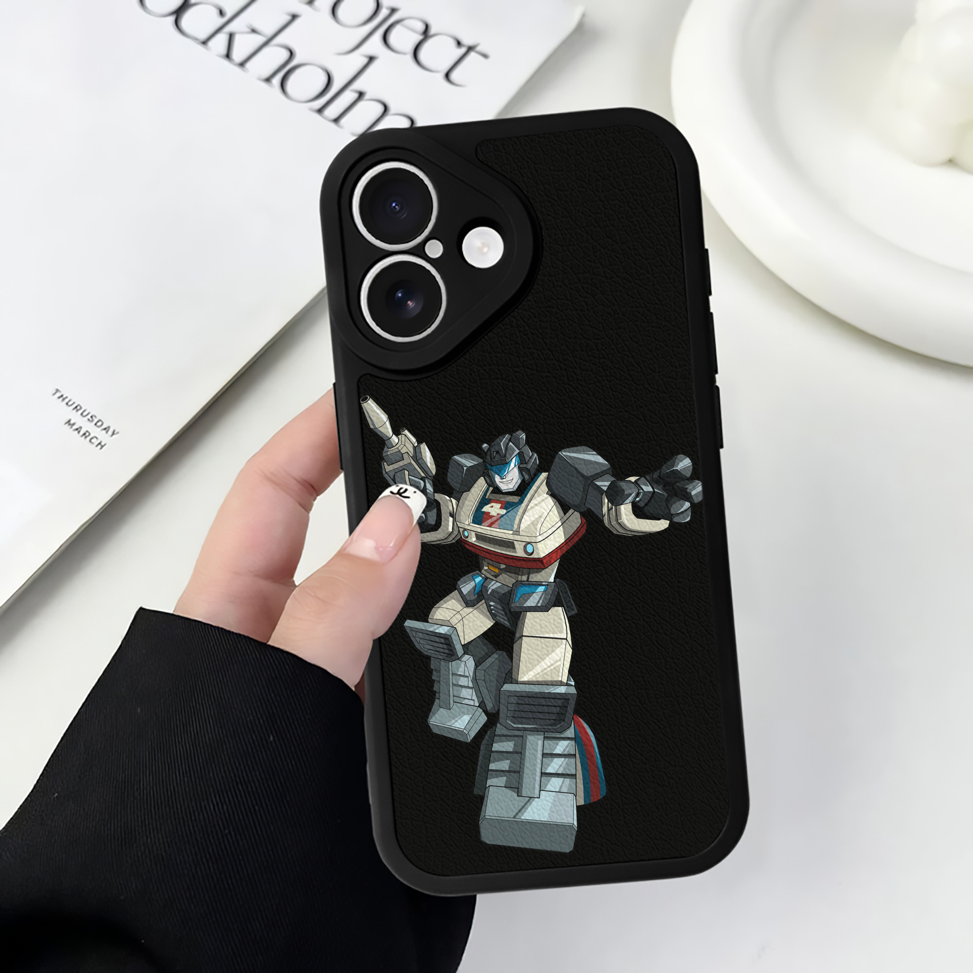 （画像用）  【iPhone 16シリーズ対応】シリコンスマホケース（レザー調） 材質：シリコン